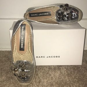Marc Jacobs silver daisy espadrilles
